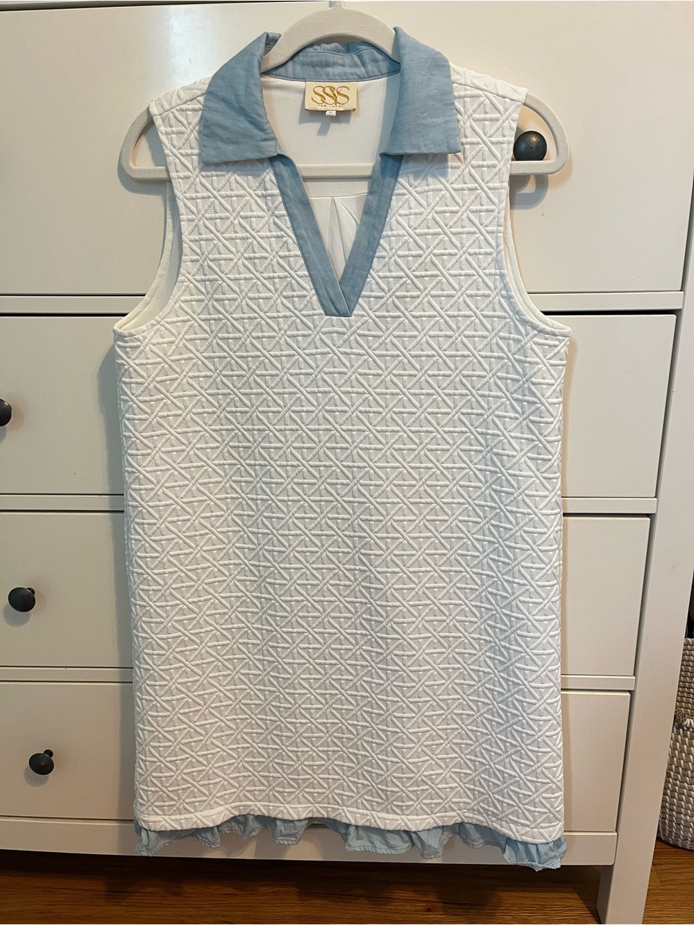 SSYS Sleeveless White Quilted Dress with Light Blue Collar
